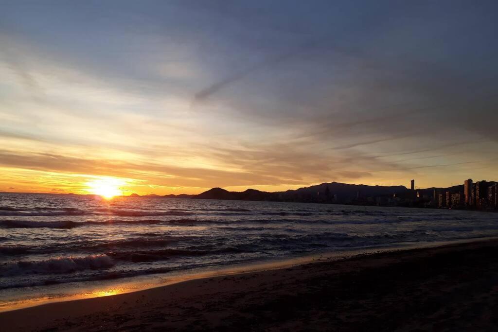 Appartamento Apartamento Cerca De La Playa Benidorm Esterno foto