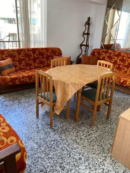Appartamento Apartamento Cerca De La Playa Benidorm Esterno foto